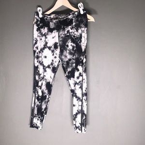 Betsy Johnson Leggings